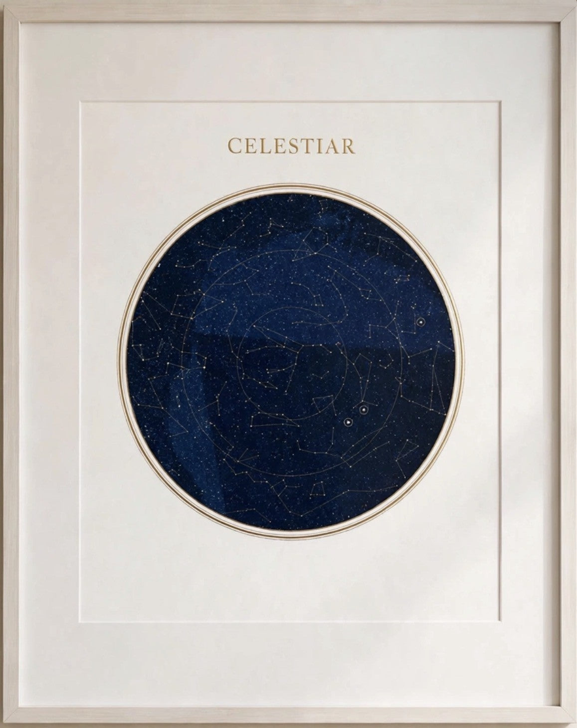 Affiche Celestiar encadrée en blanc